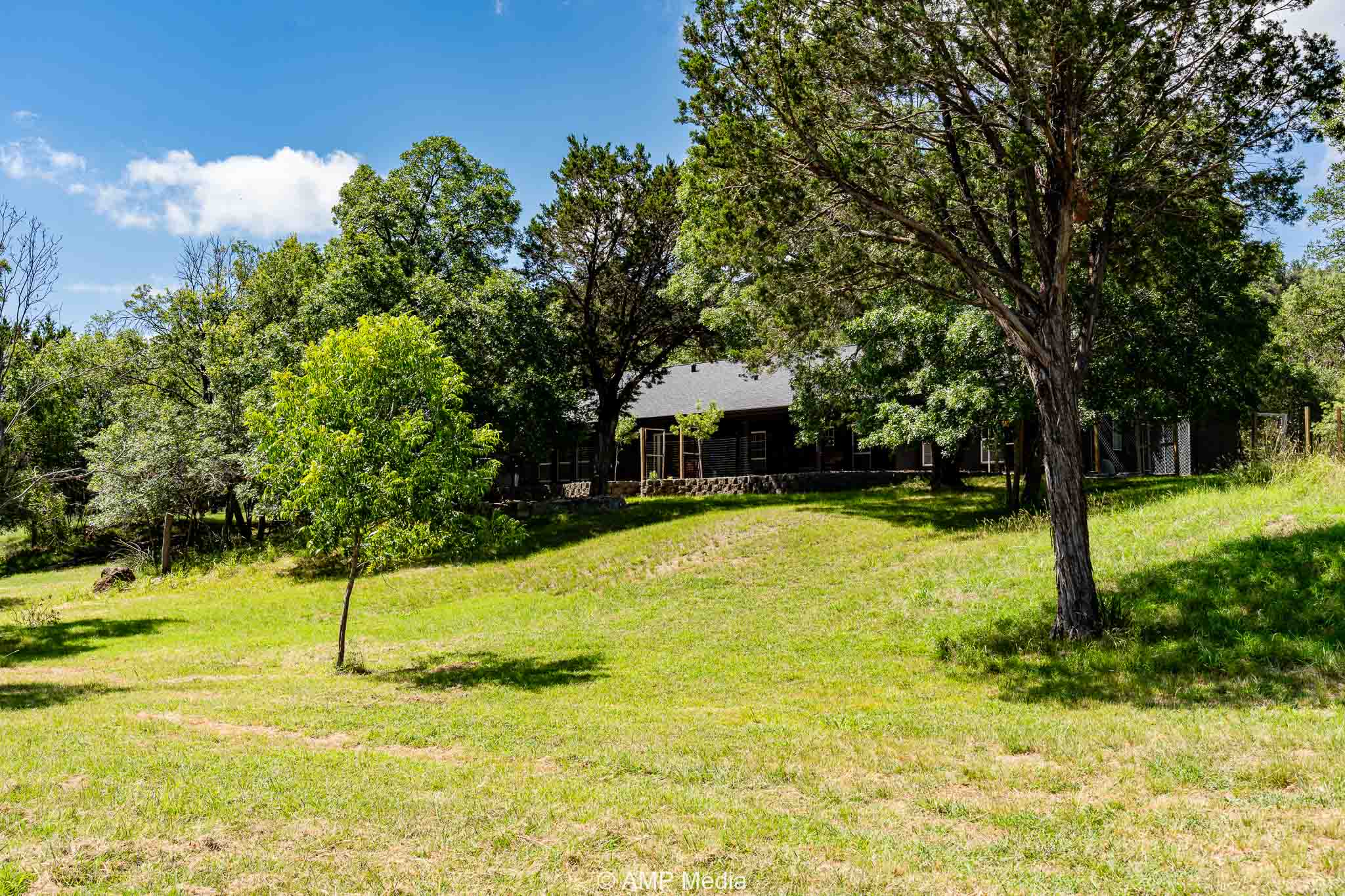 Property Photo 10 Property photograph 10