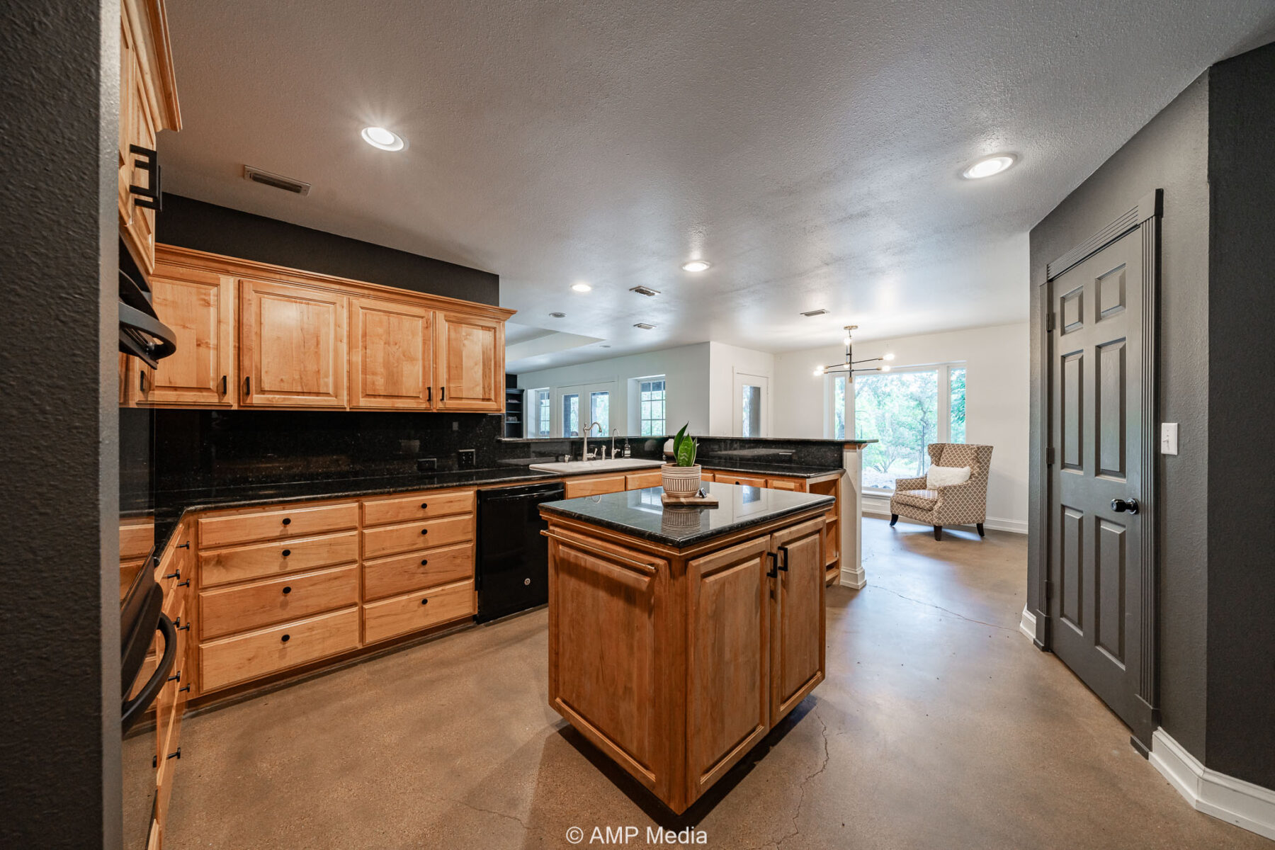 Property Photo 13 Property photograph 13