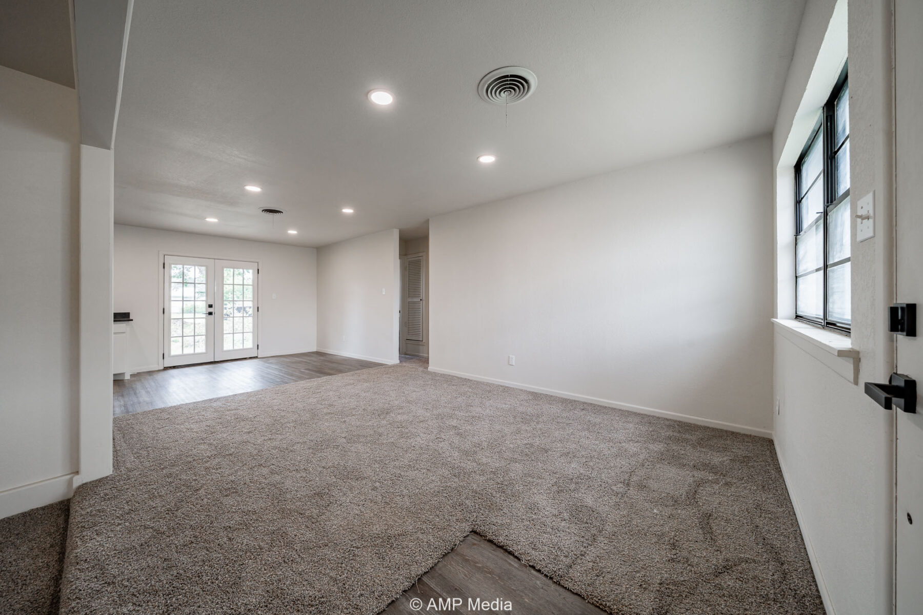 Property Photo 03 Property photograph 03