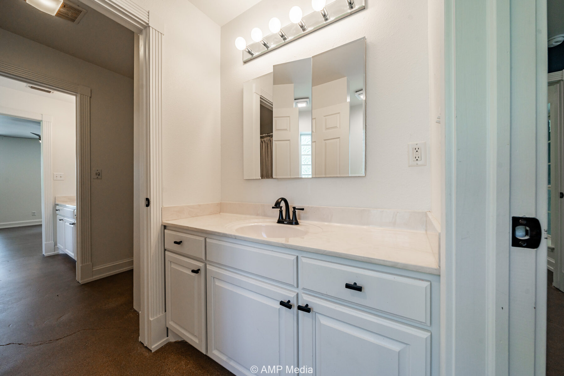 Property Photo 30 Property photograph 30