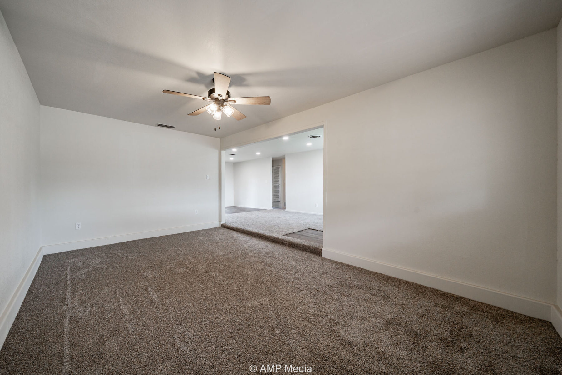 Property Photo 04 Property photograph 04