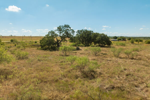 Property photograph 01