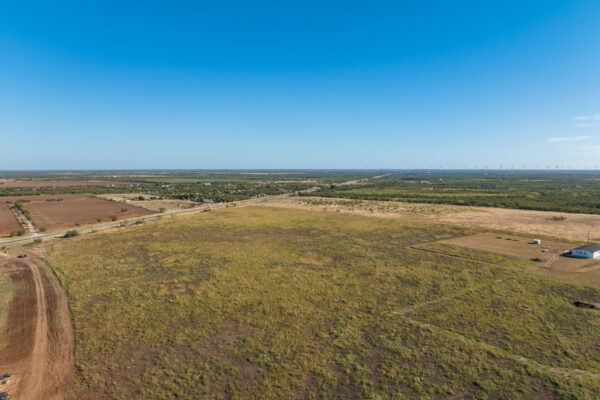 Property photograph 01