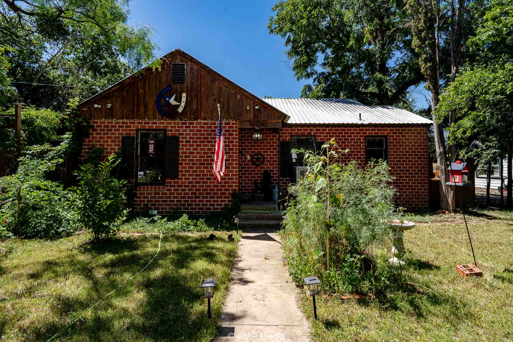 Property Photo 01 Property photograph 01