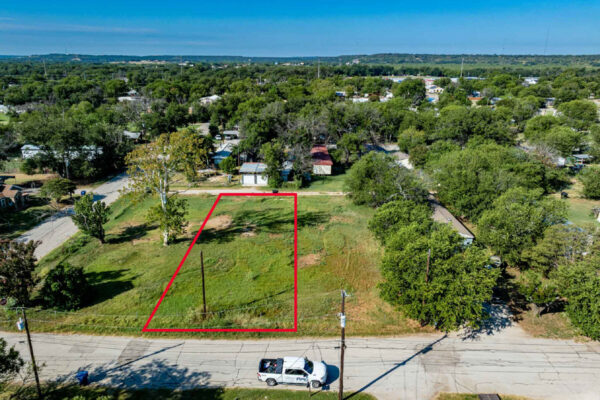 Property photograph 01