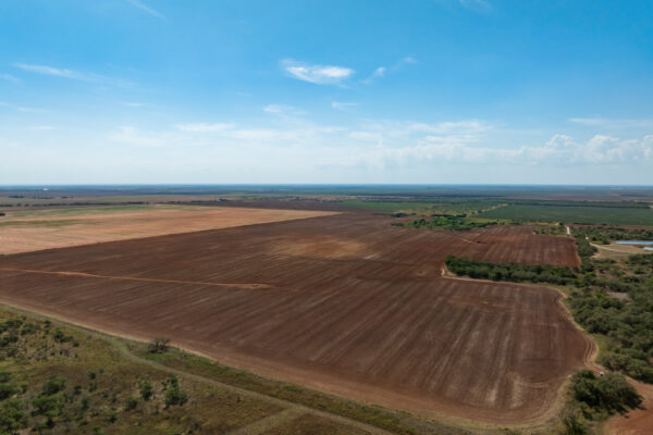 Property photograph 01