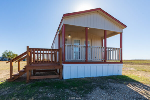 Property photograph 01