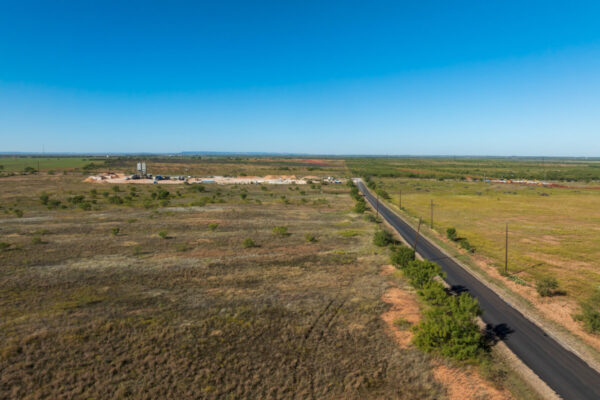 Property photograph 01