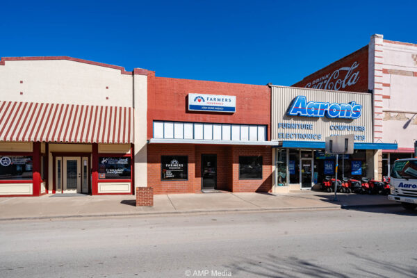 Property photograph 01