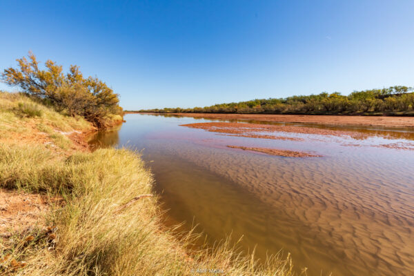 Property photograph 01