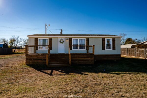 Property photograph 01