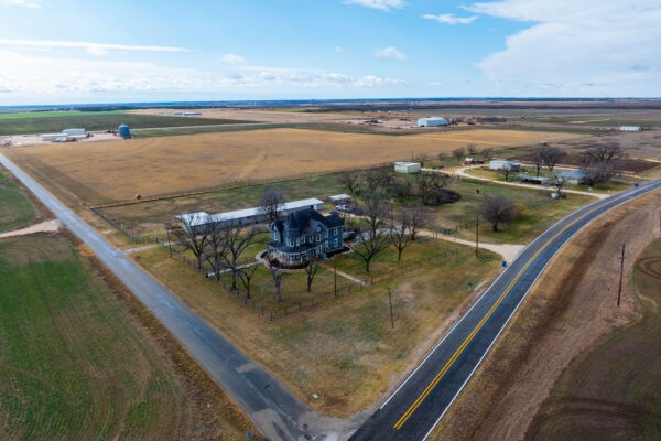 Property photograph 01