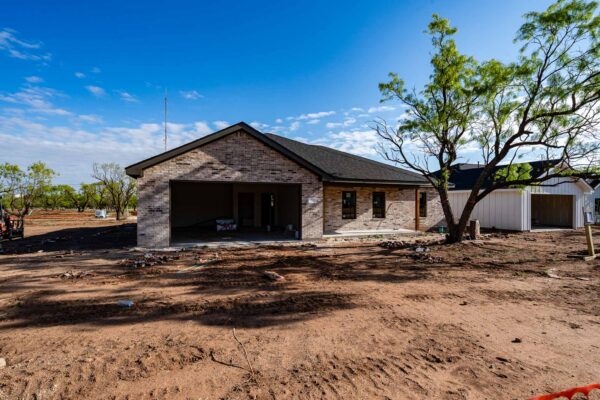 Property photograph 01