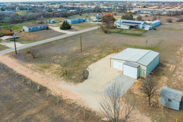 Property photograph 01