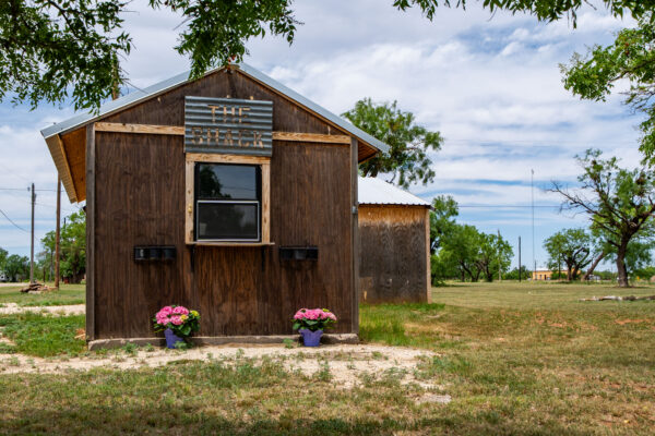 Property photograph 01