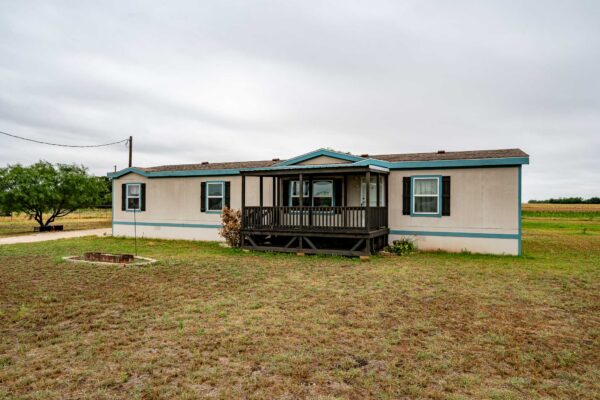Property photograph 01