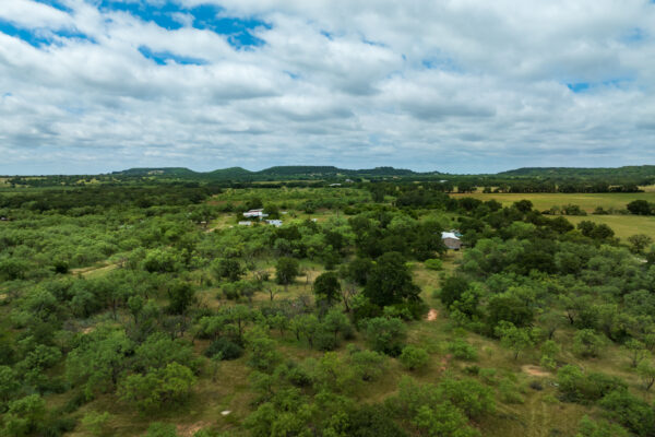 Property photograph 01