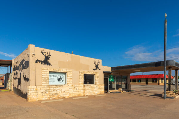 Property photograph 01