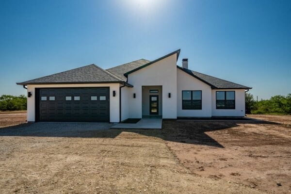 Property photograph 01