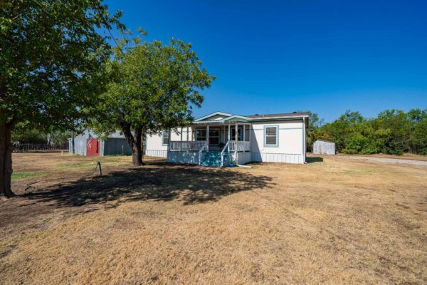 Property photograph 01