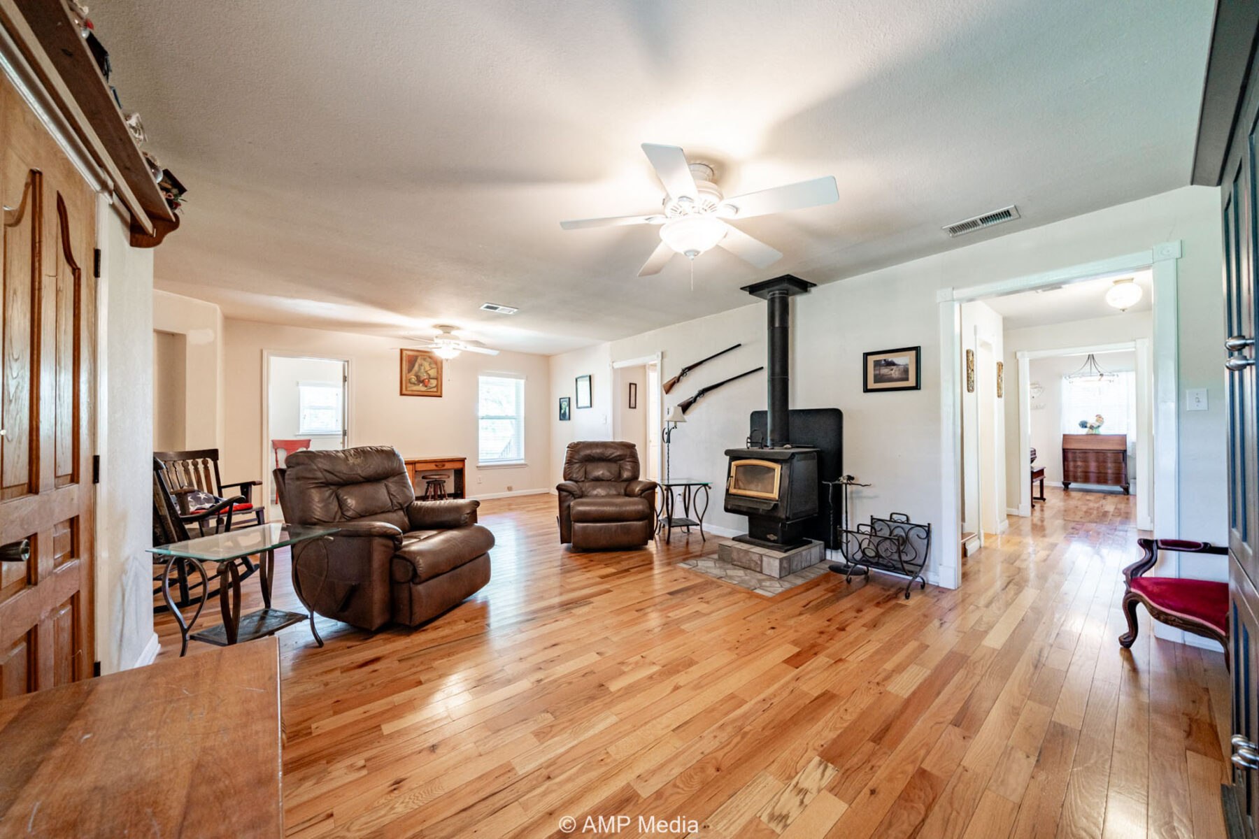 Property Photo 10 Property photograph 10