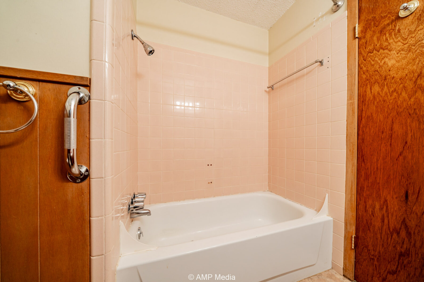 Property Photo 10 Property photograph 10