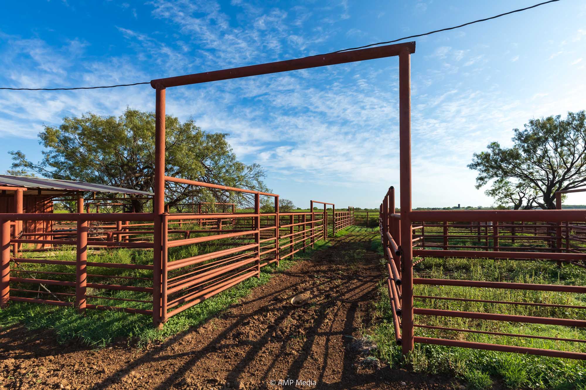 Property Photo 11 Property photograph 11