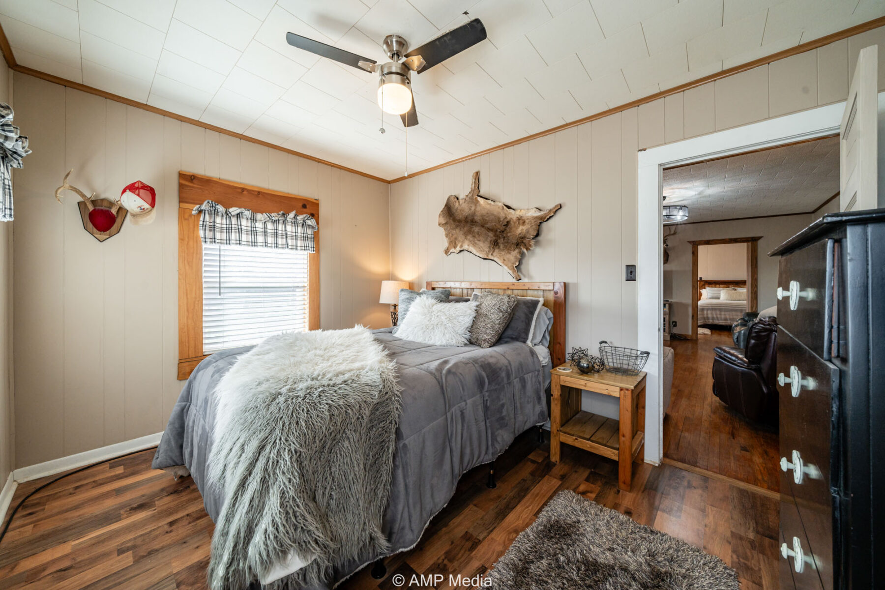 Property Photo 12 Property photograph 12