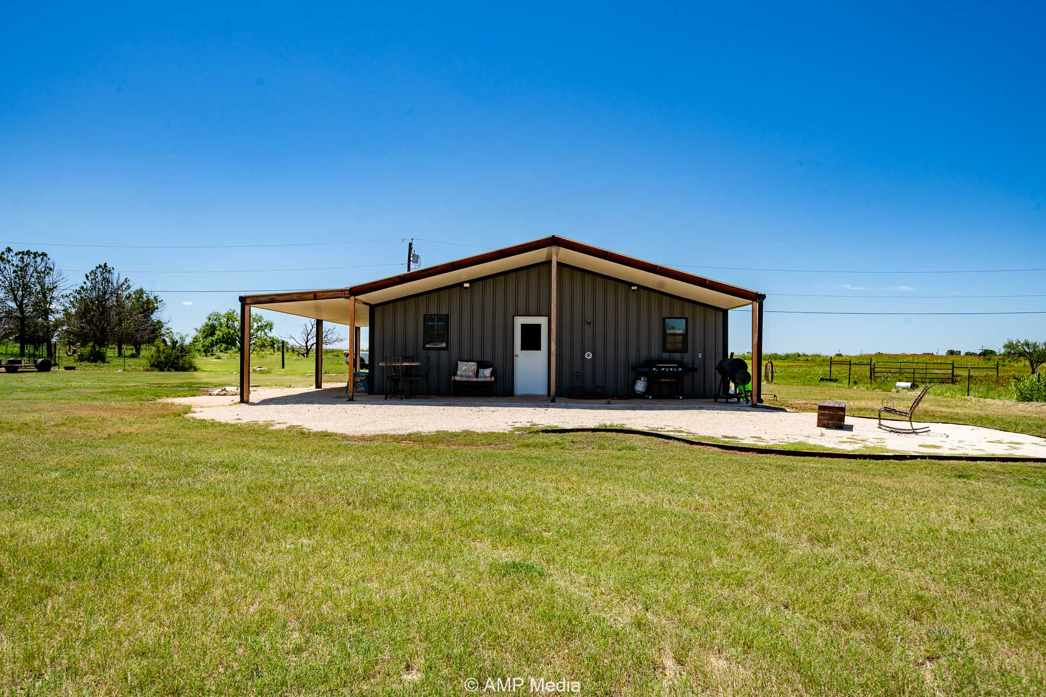 Property Photo 14 Property photograph 14