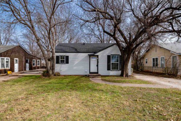 Property photograph 14