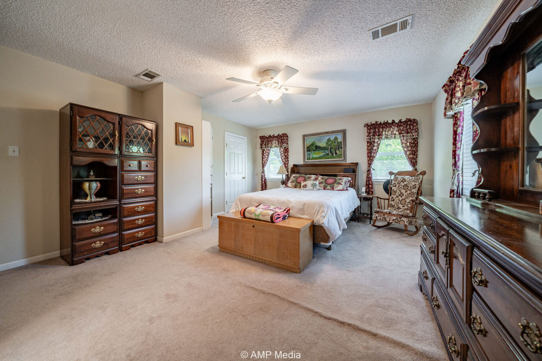 Property Photo 15 Property photograph 15