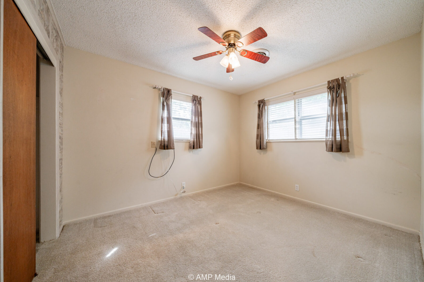 Property Photo 15 Property photograph 15