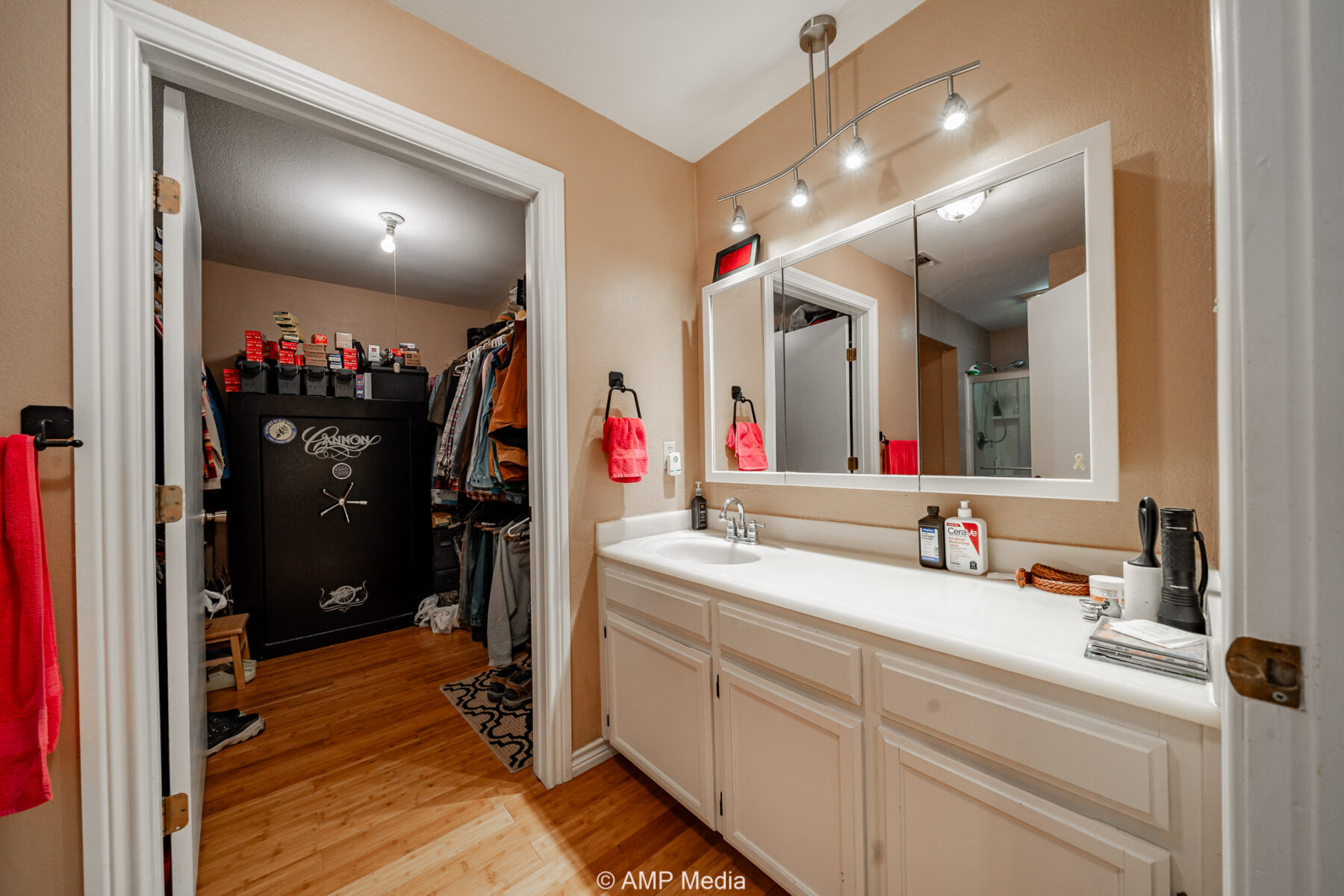 Property Photo 18 Property photograph 18