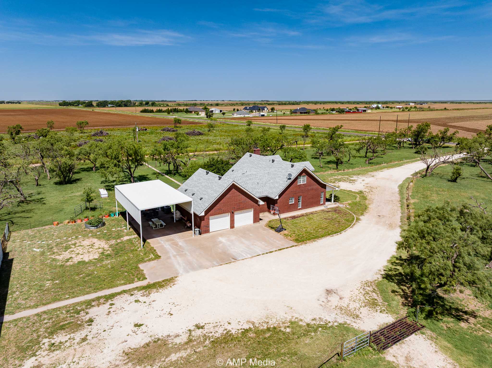 Property Photo 02 Property photograph 02