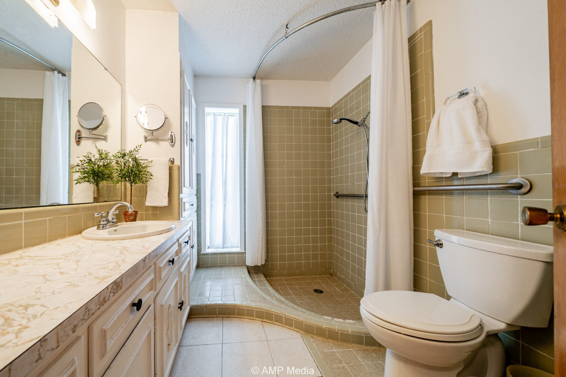 Property Photo 22 Property photograph 22