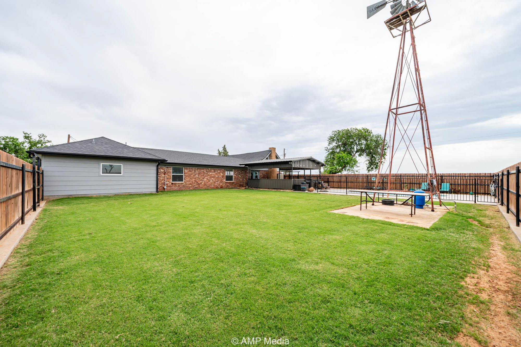 Property Photo 25 Property photograph 25