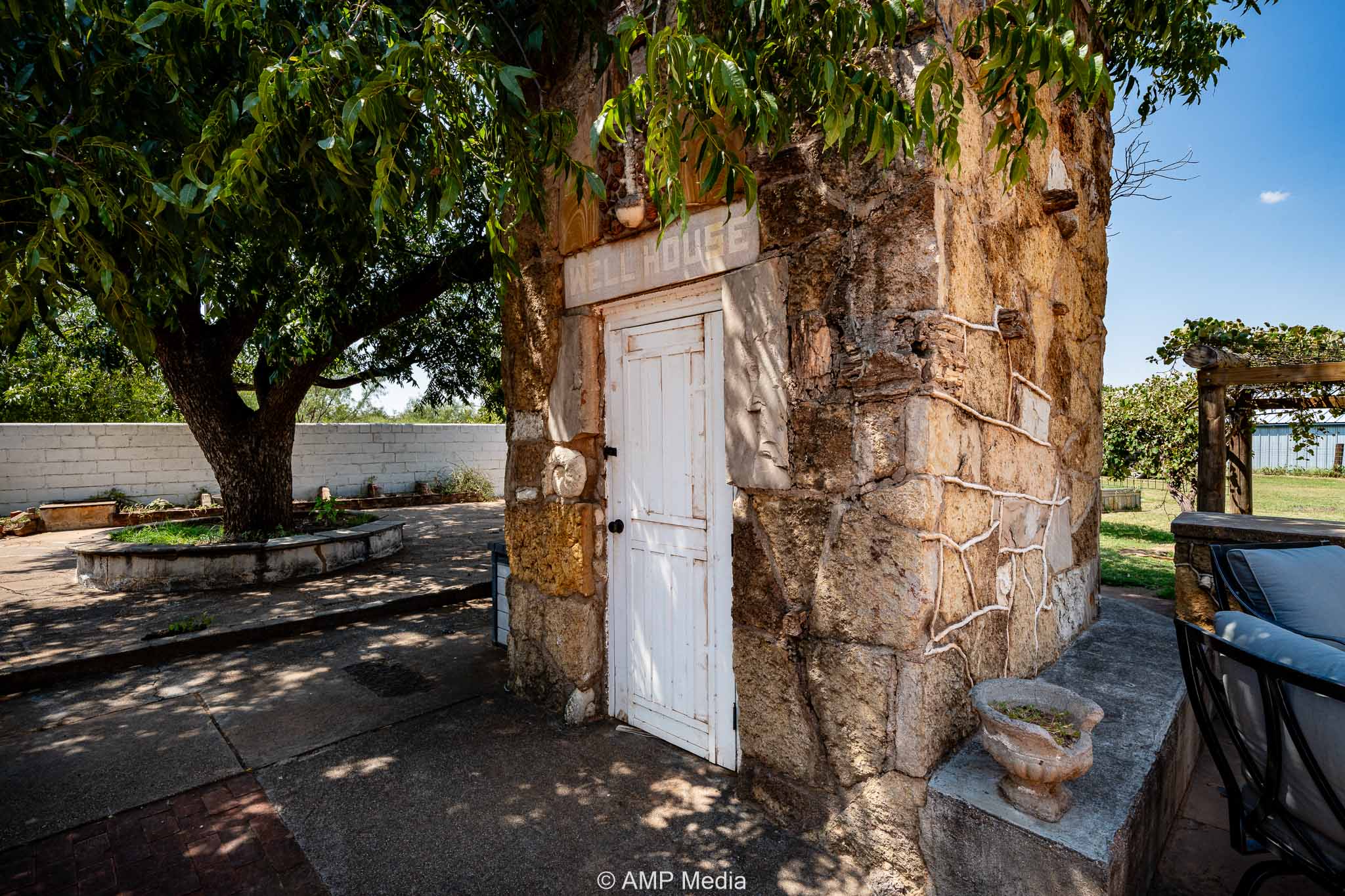 Property Photo 28 Property photograph 28