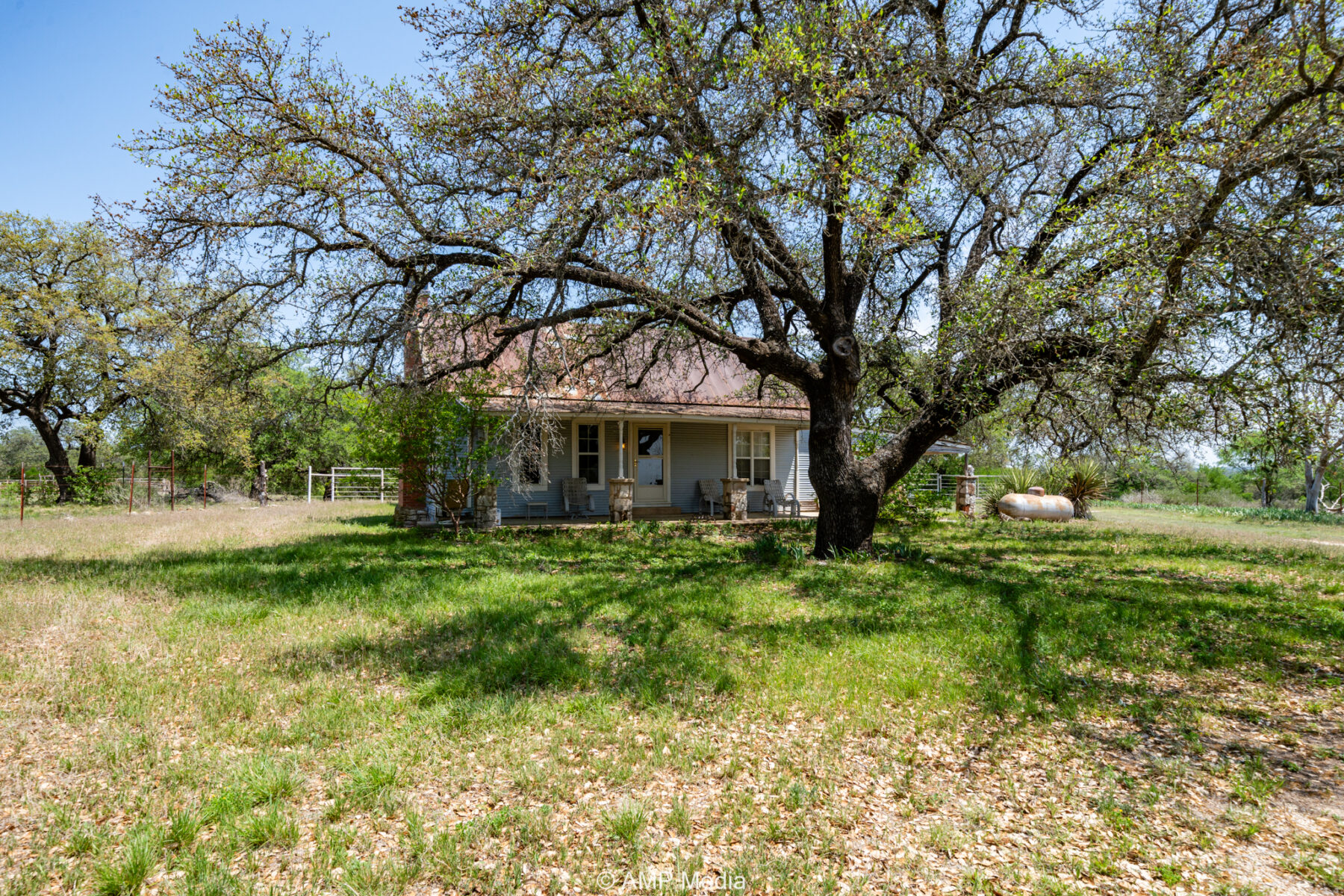 Property Photo 04 Property photograph 04