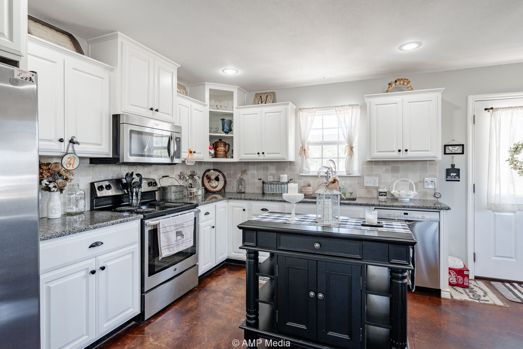 Property Photo 05 Property photograph 05