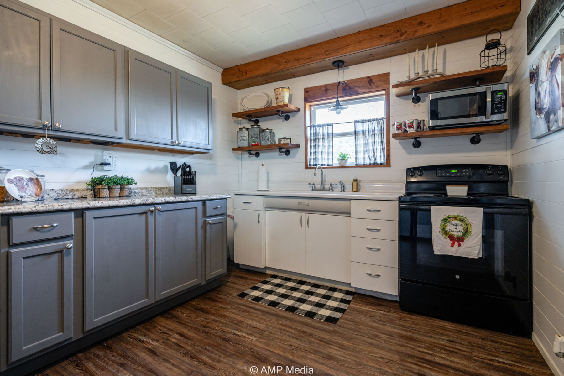 Property Photo 06 Property photograph 06