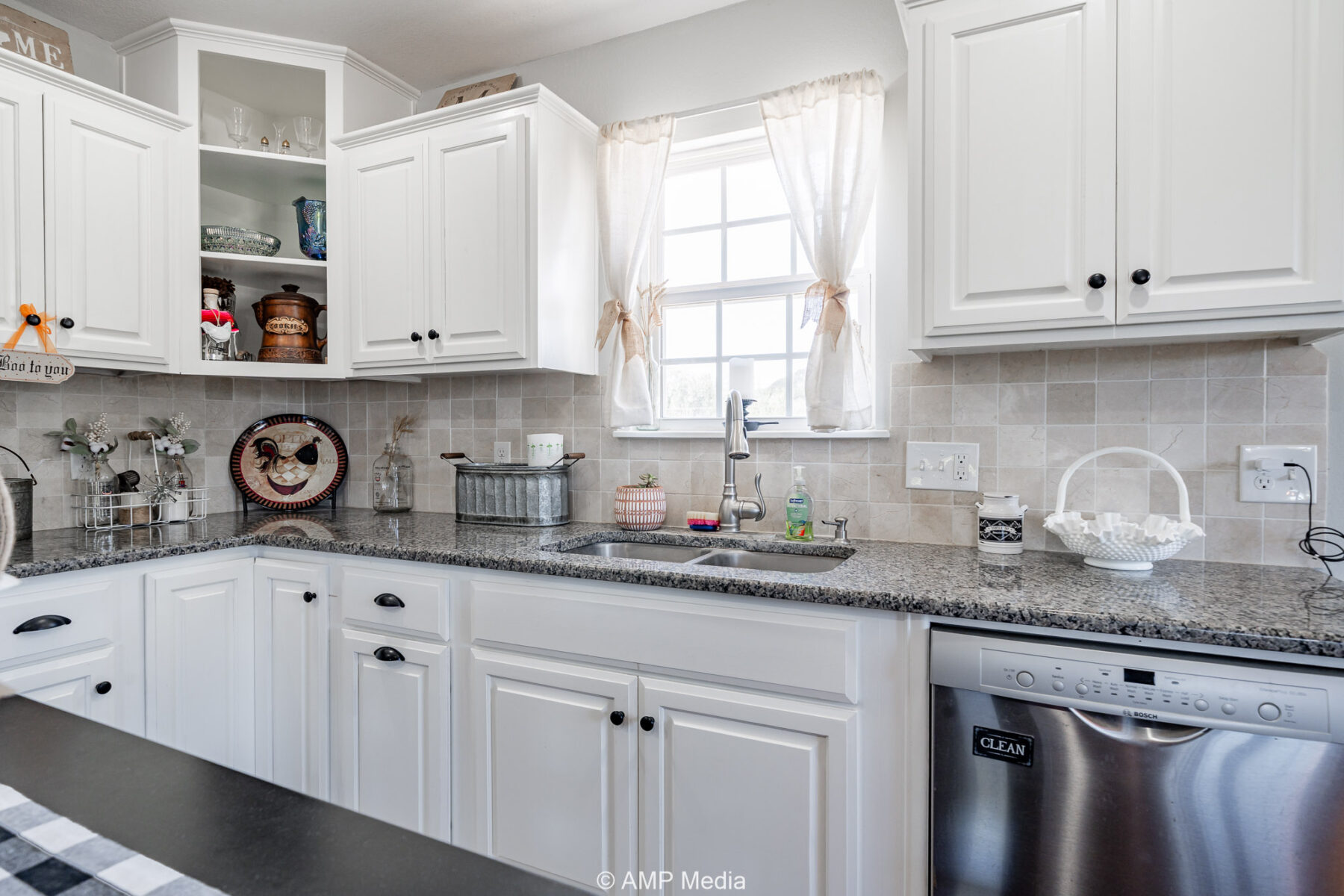 Property Photo 06 Property photograph 06