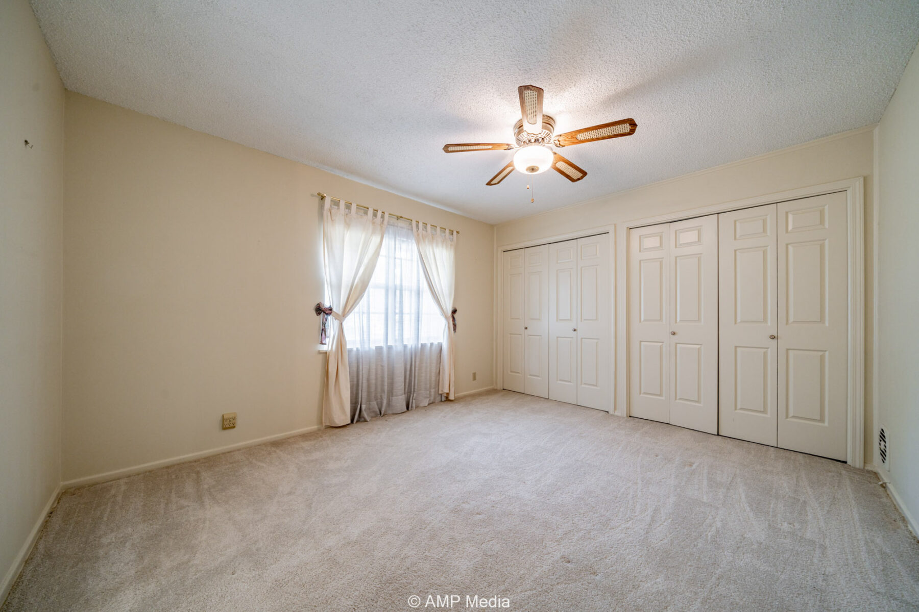 Property Photo 08 Property photograph 08