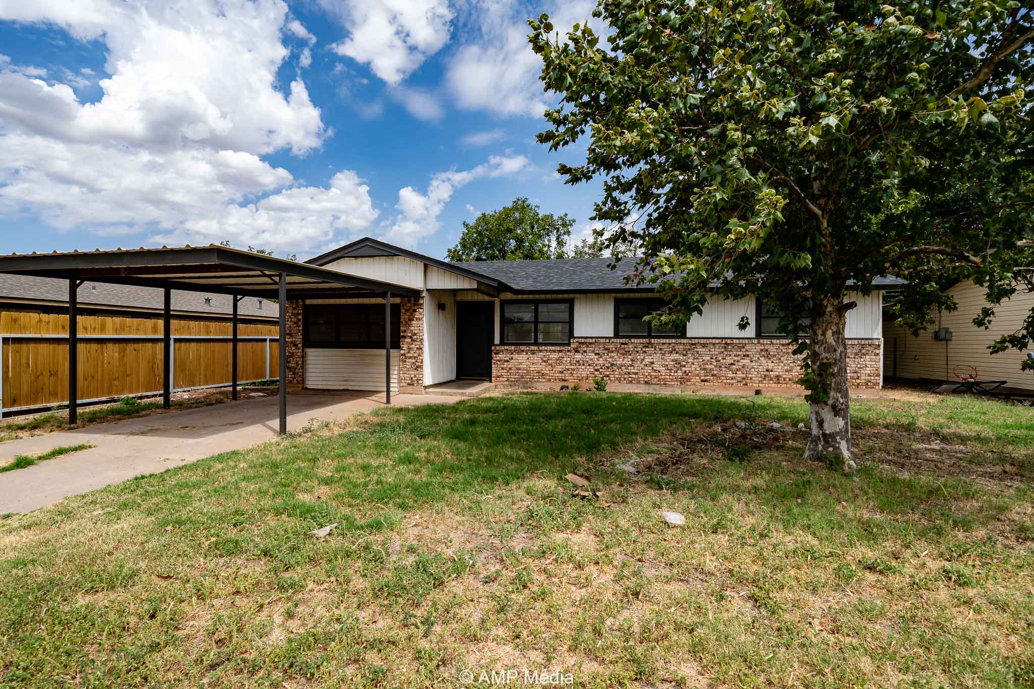 Property Photo 01 Property photograph 01