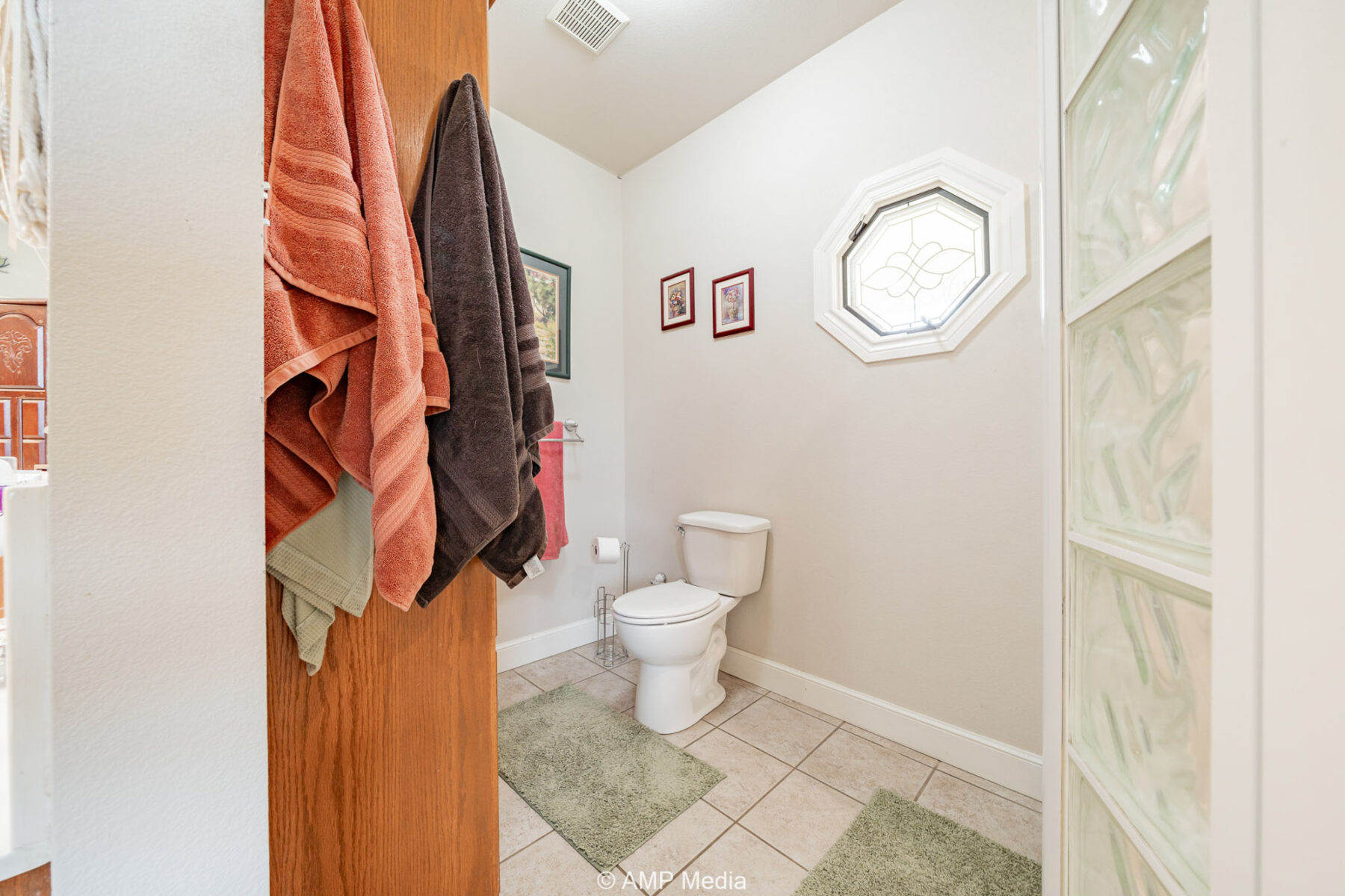 Property Photo 13 Property photograph 13