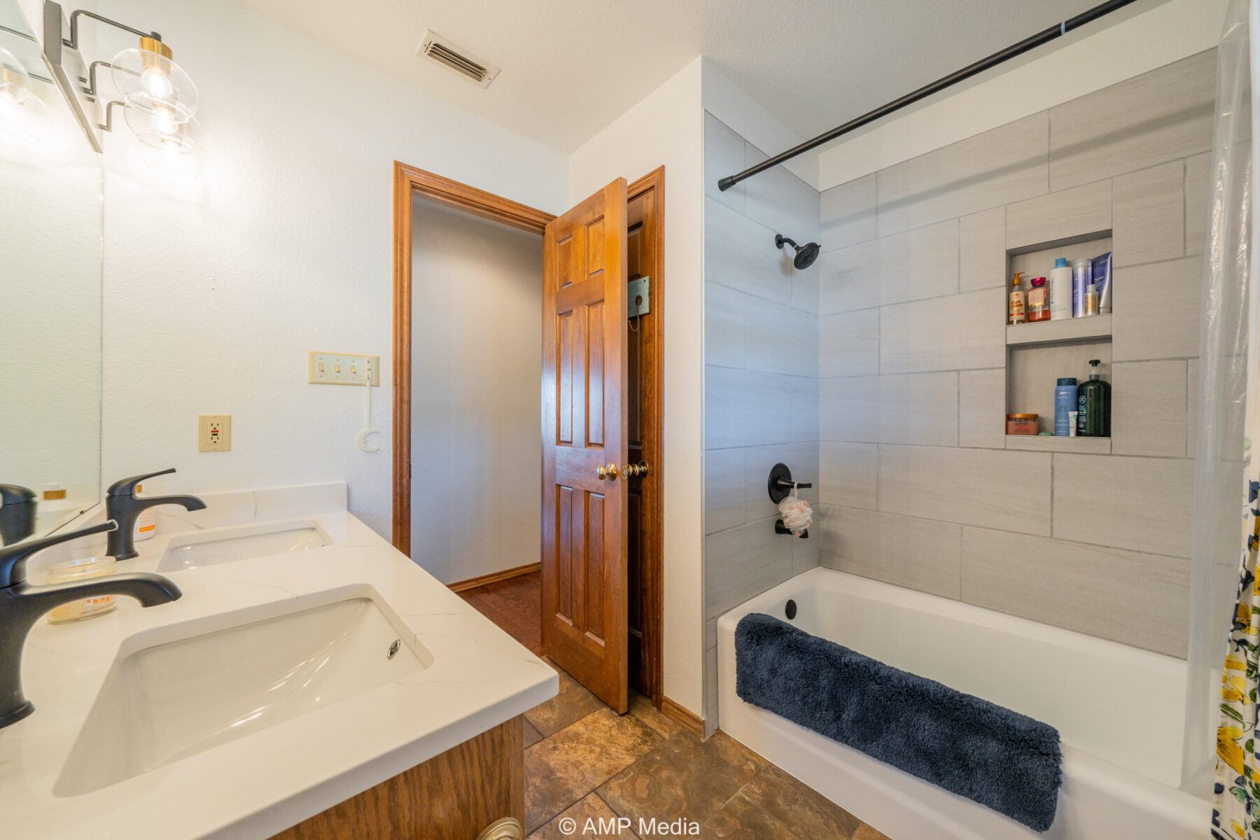 Property Photo 24 Property photograph 24