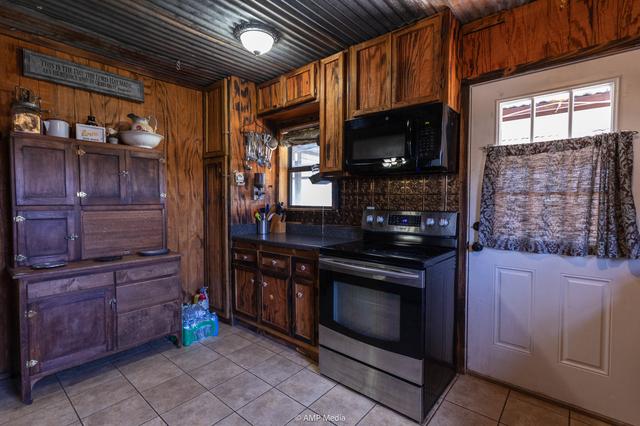 Property Photo 38 Property photograph 38