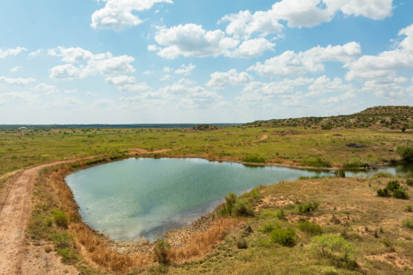 Property photograph 01