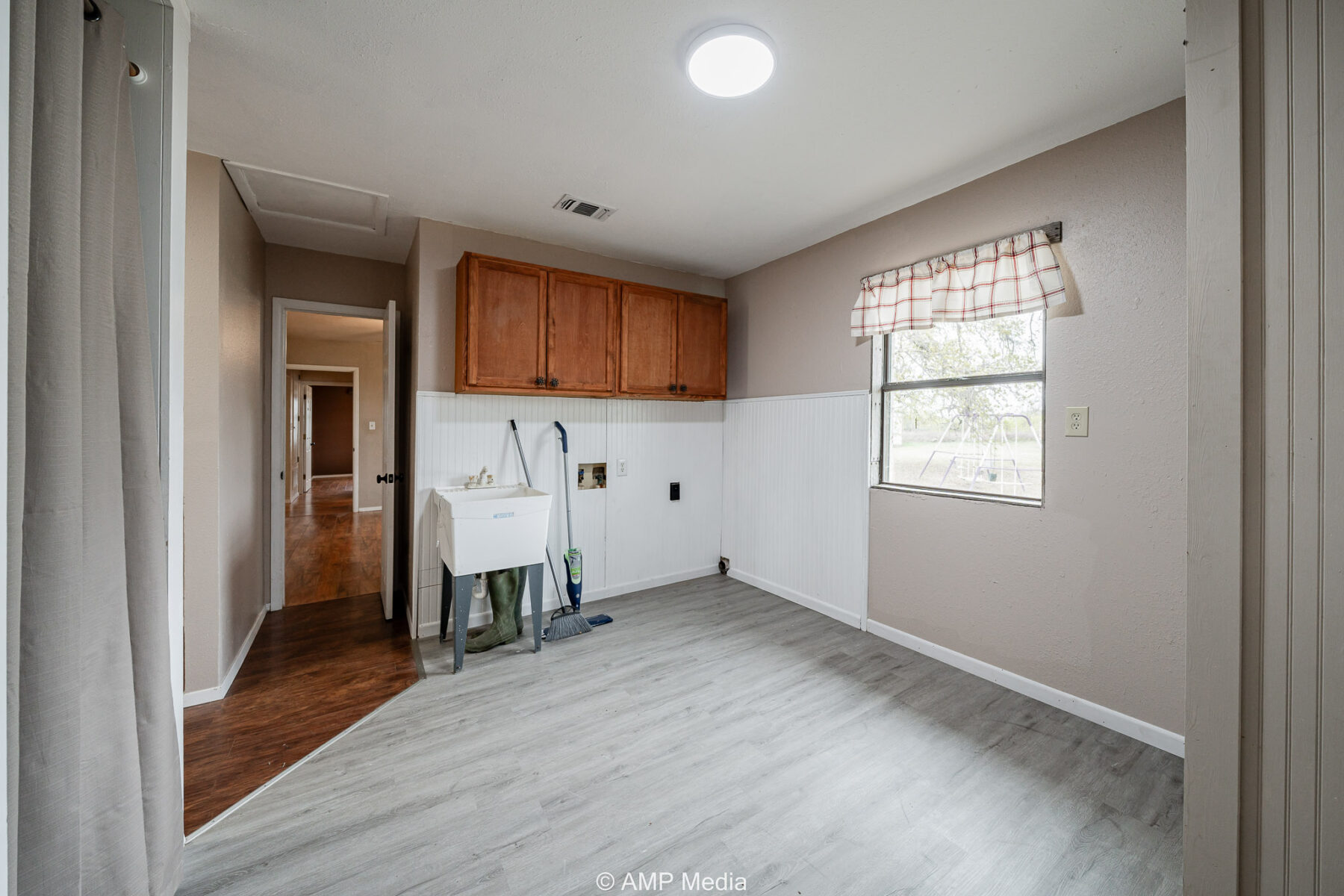 Property Photo 27 Property photograph 27