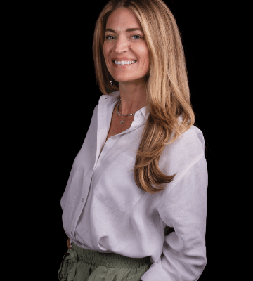 Cassandra Aaron, Real Estate Agent