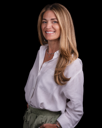 Cassie Aaron, Real Estate Agent